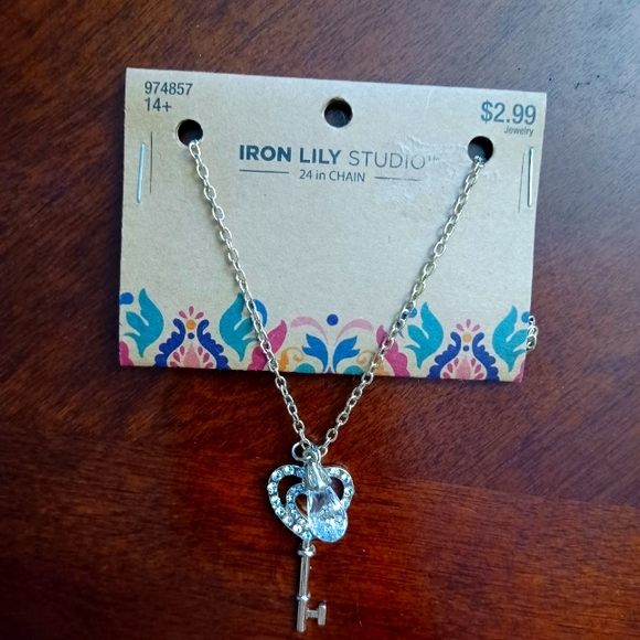 Iron Lily Studio 24in chain - Picture 1 of 1
